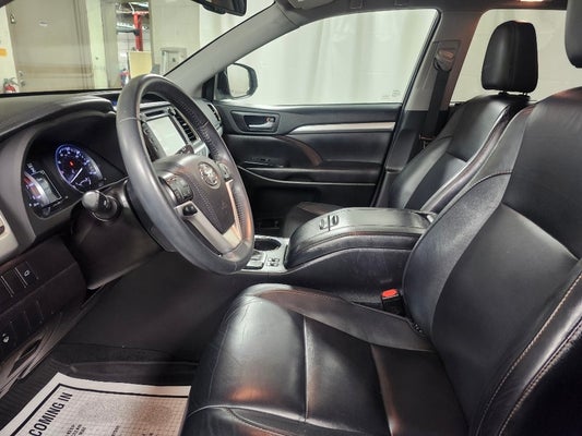 2016 Toyota Highlander XLE V6 in Frankfort, KY - Neil Huffman Nissan of Frankfort